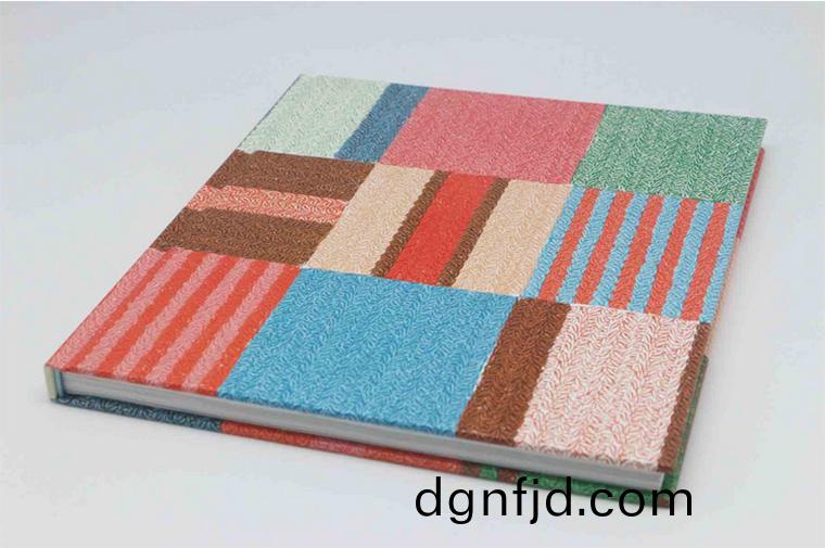 畫(hua)冊(ce)印(yin)刷要(yao)多(duo)少錢(qian) 畫冊(ce)印(yin)刷.jpg